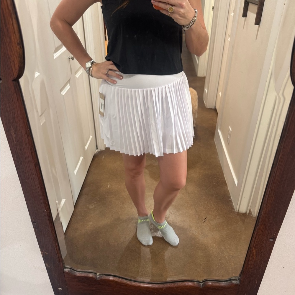 White Pleated athletic Skort